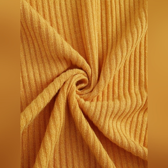 New Ruched Knot Front Lettuce Trim Rib-Knit Dress - Picture 3 of 4